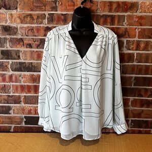 Calvin Klein Light Green Long Sleeve pullover Top Women’s Size: Large